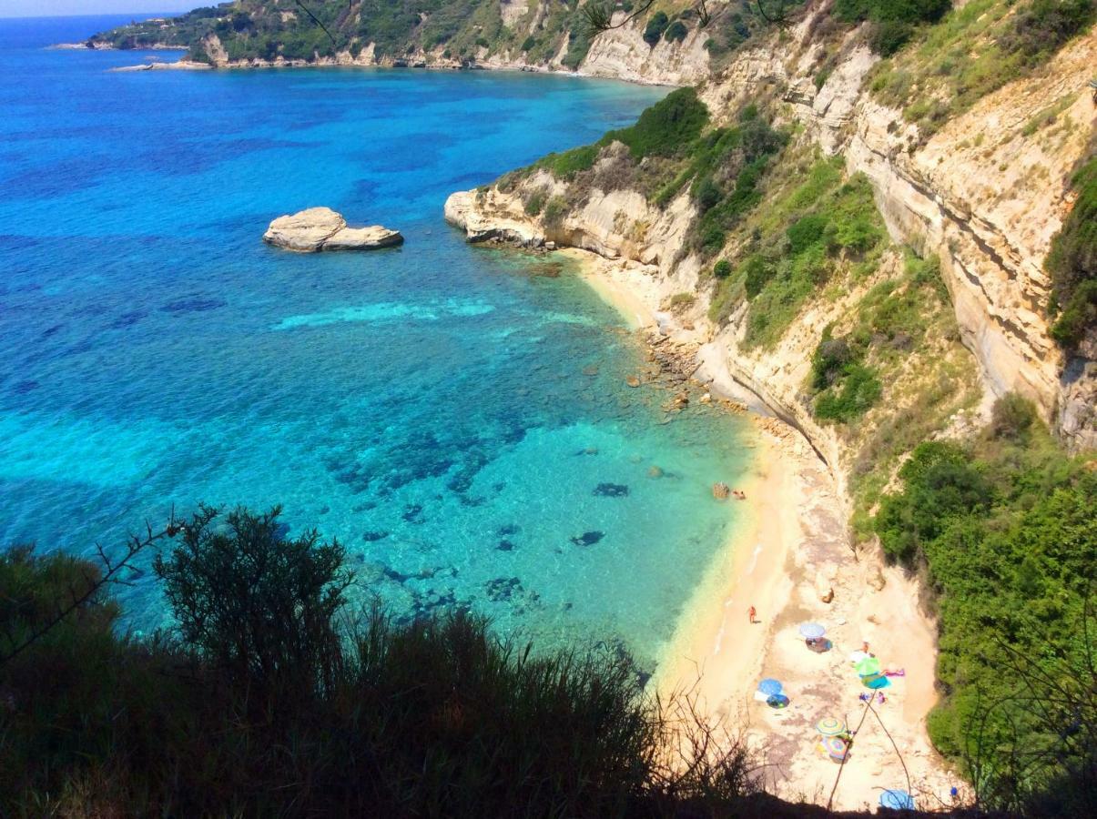 Spacious 1 Bedroom Apartment 2 Km To Pessada Beach Dhorizata Екстер'єр фото