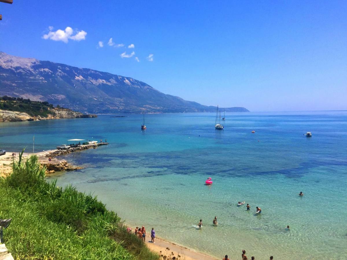 Spacious 1 Bedroom Apartment 2 Km To Pessada Beach Dhorizata Екстер'єр фото