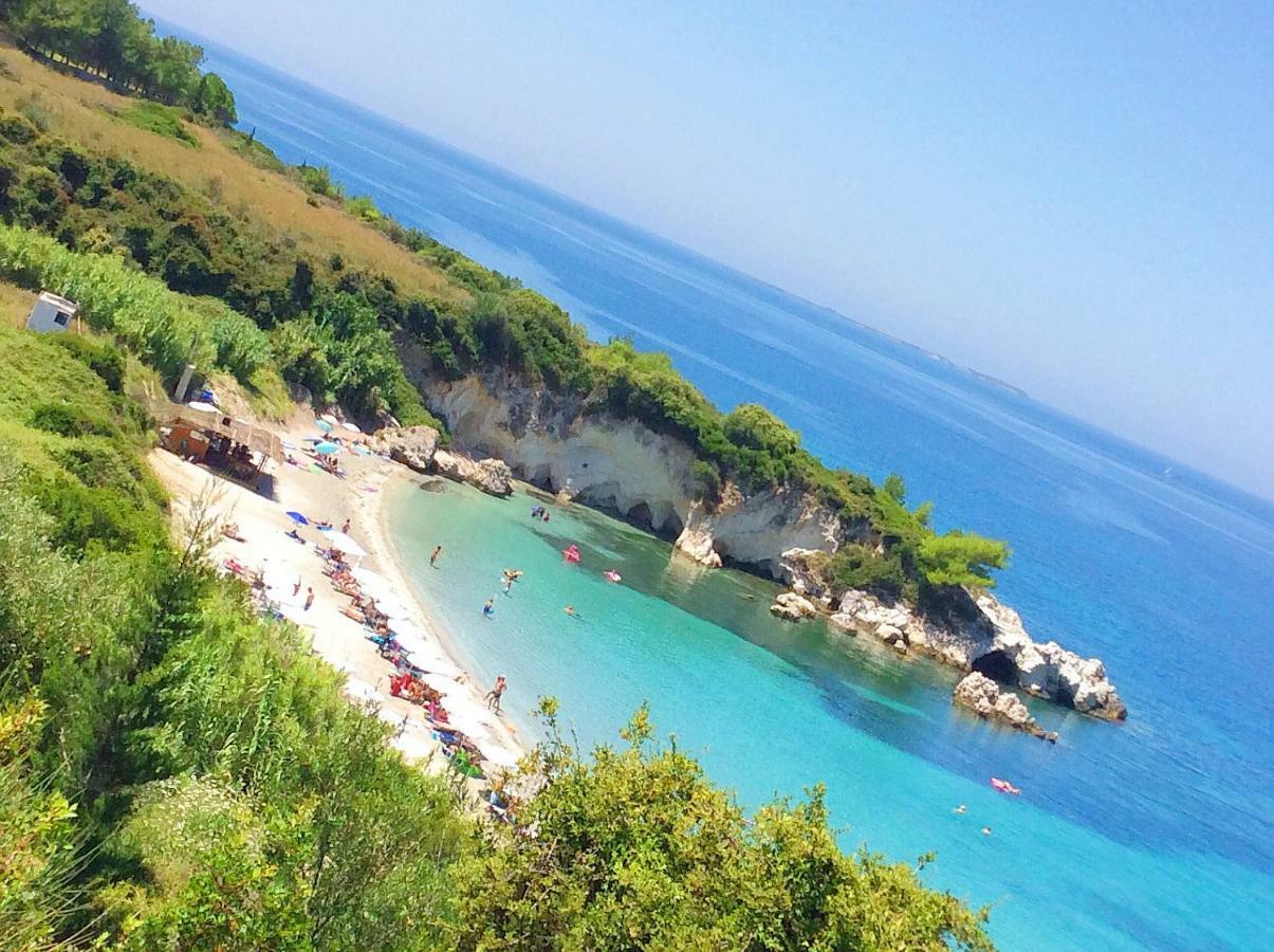 Spacious 1 Bedroom Apartment 2 Km To Pessada Beach Dhorizata Екстер'єр фото